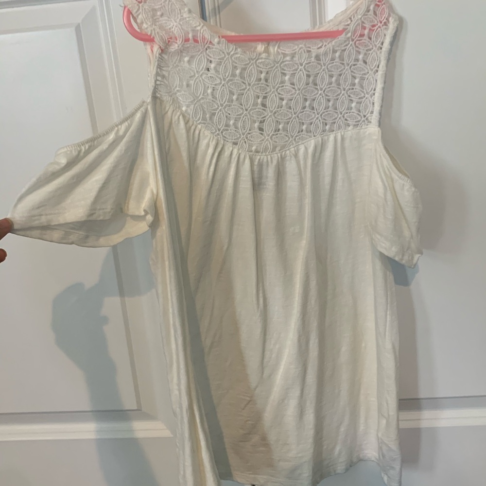 white cold shoulder lace blouse!